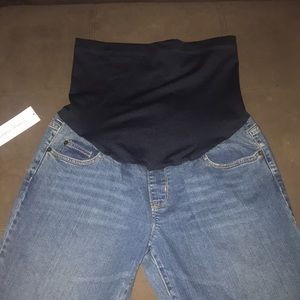 Maternity jeans size 8 with tags